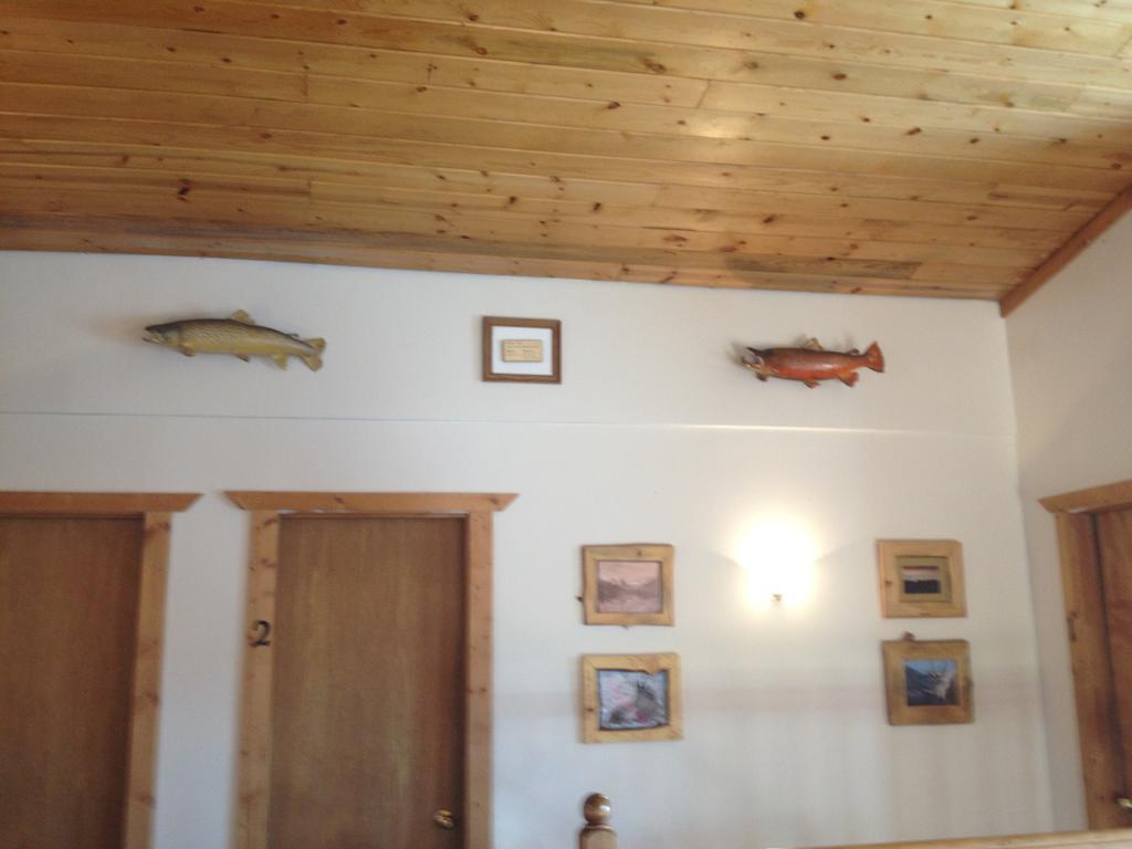 Duck Lake Lodge Babb Exterior foto